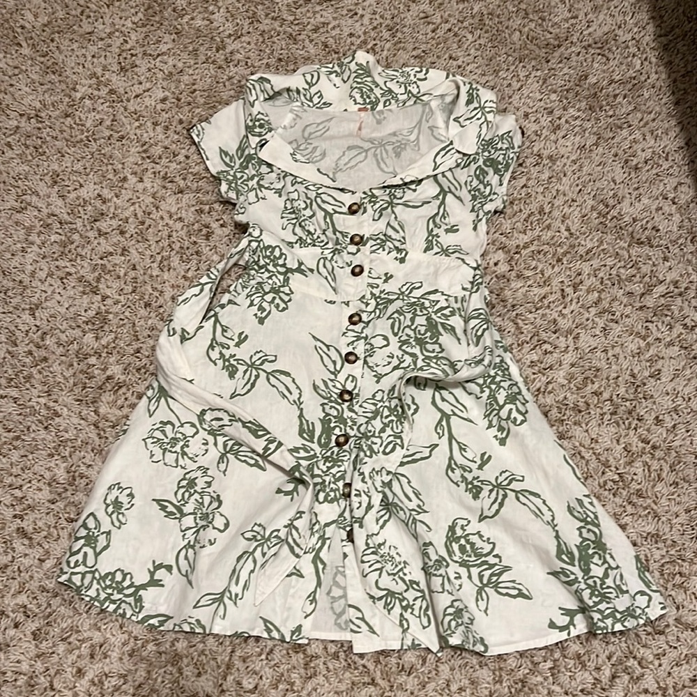 Worn once size 2 Free People summer dress